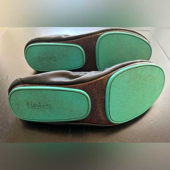 Tieks Woman's Black Leather Ballet Flats Size 10 - Picture 8 of 11